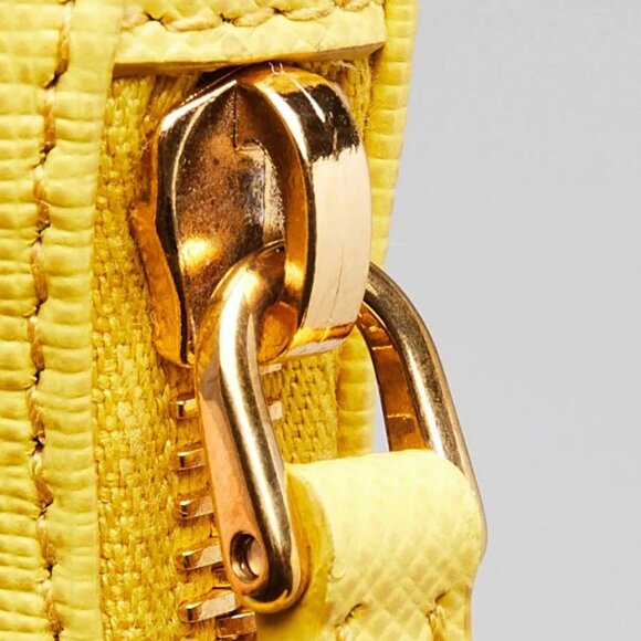 Prada Sole Yellow Saffiano Leather 2005 Re-Edition Shoulder Bag 1BH204 - Picture 8 of 12